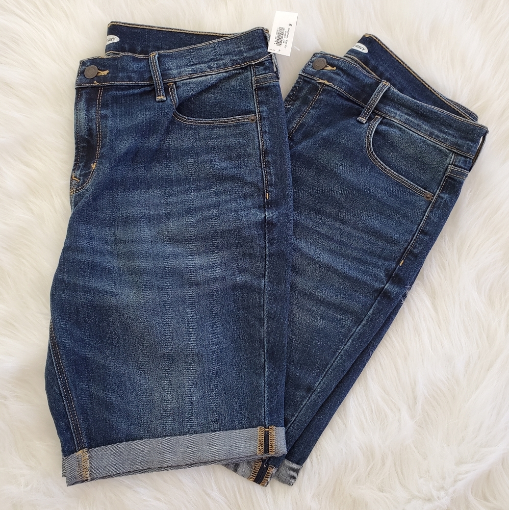 NWT 2 Pcs. Old Navy - High Rise Cuffed Shorts